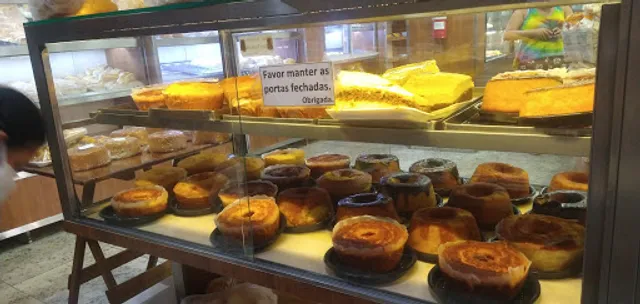 Padaria e Confeitaria Tropical