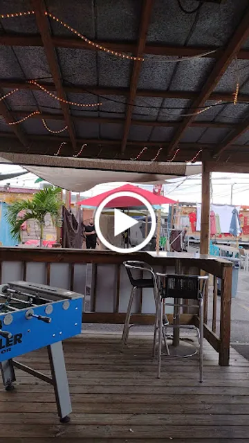 Red Tiki Bar and Grill