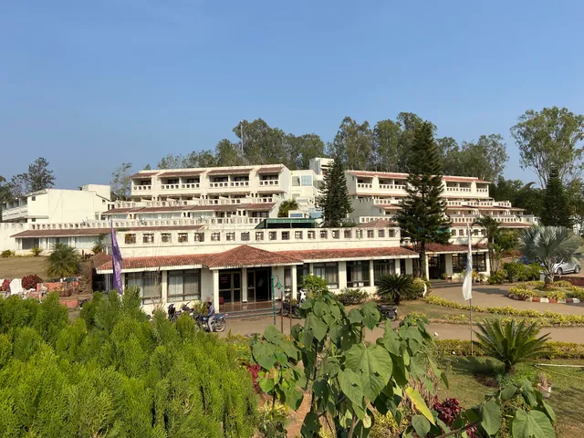 Haritha Hill Resort (Mayuri)