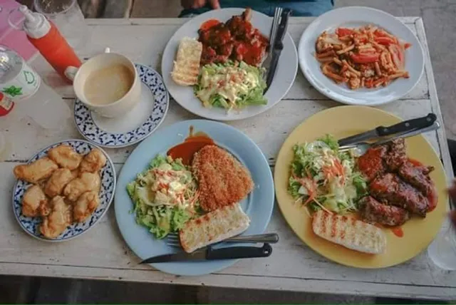 สเต็กริมทาง