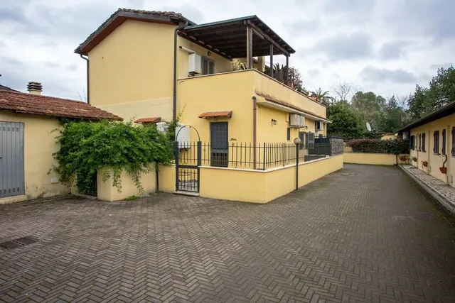 A casa di Elly e A casa di Elly 2 - Alloggio Ad Uso Turistico