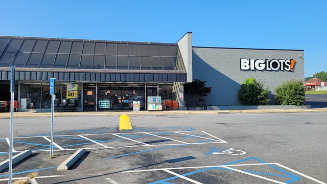 Timbrook Square Shopping Center