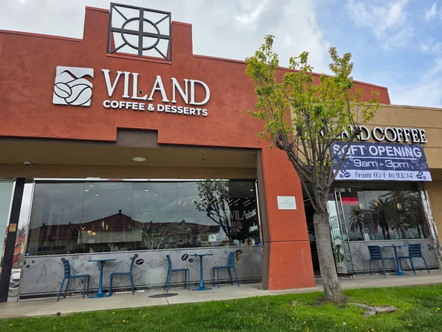 ViLand Coffee & Beignets