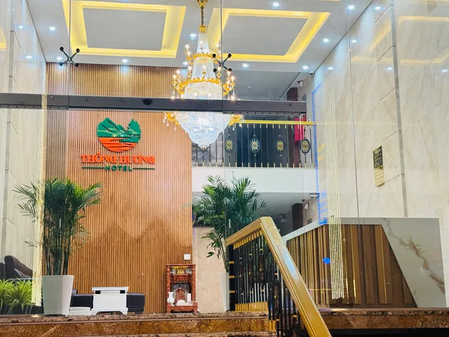 Khách Sạn Thông Hương