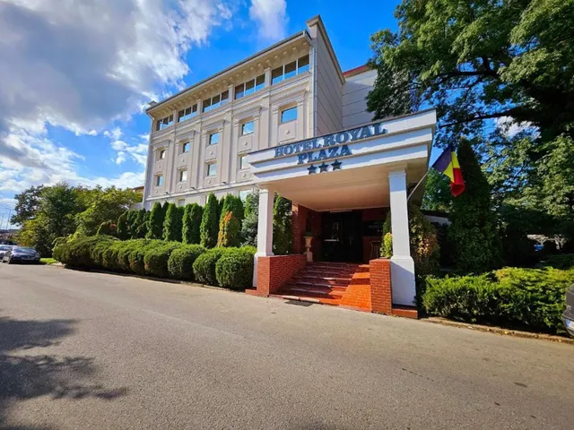 Hotel Royal Plaza Timisoara By TimHotels