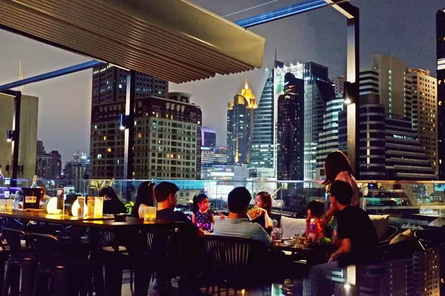 Flashback Rooftop Bar