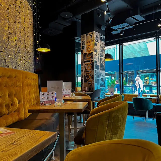 daylounge café.bistro.bar