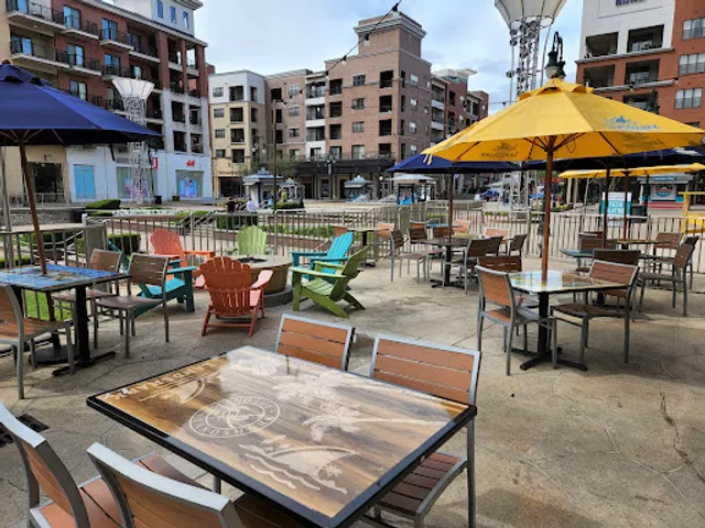 LandShark Bar & Grill - Branson