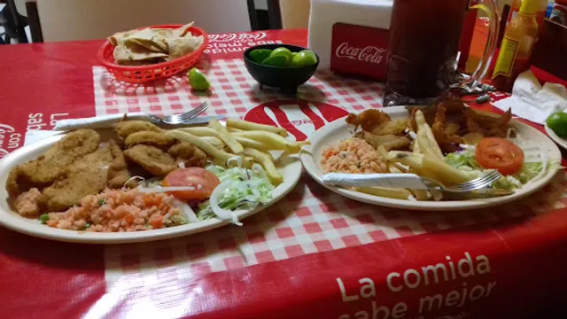 Restaurant De Pescados Y Mariscos "El Capitan"