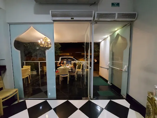 Ya Habïb Restaurante Árabe