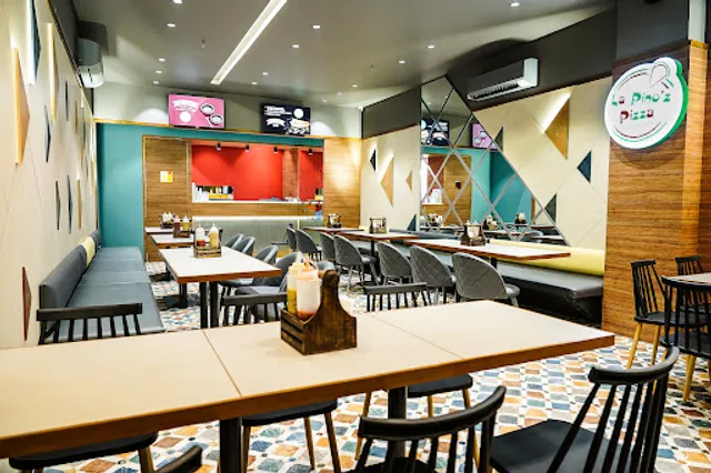 La Pino'z Pizza Bopal (North)