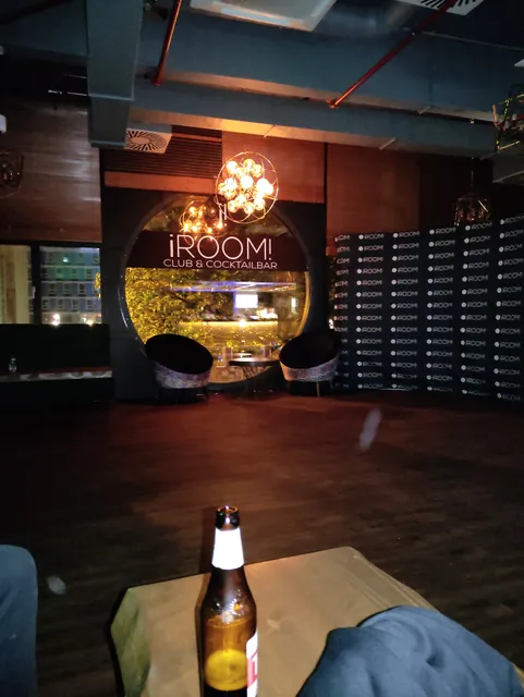 iROOM - Cocktailbar & Nachtclub in Dortmund