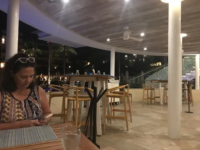 Restaurante Oceana. Especialidades de pescados y mariscos.