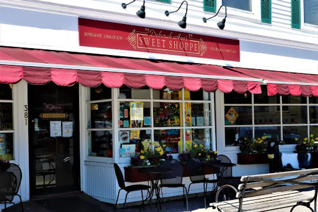 Deborah Ann's Sweet Shoppe