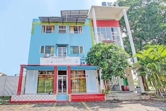 Capital O 93361 Dynasty Inn Syariah