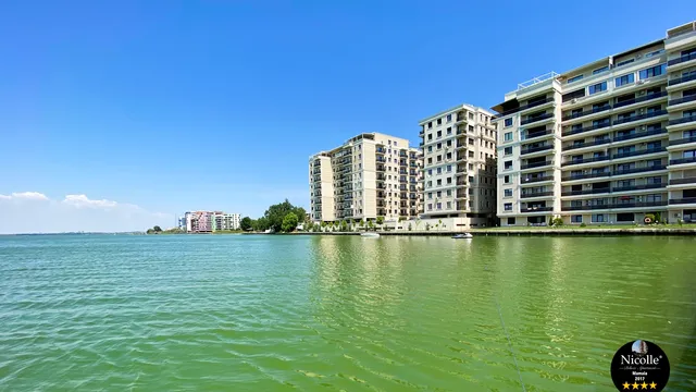 DELUXE NICOLLE SOLID RESIDENCE MAMAIA