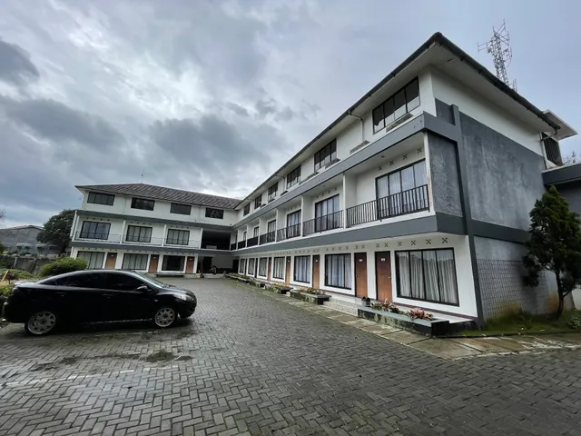 Hotel Puncak Village