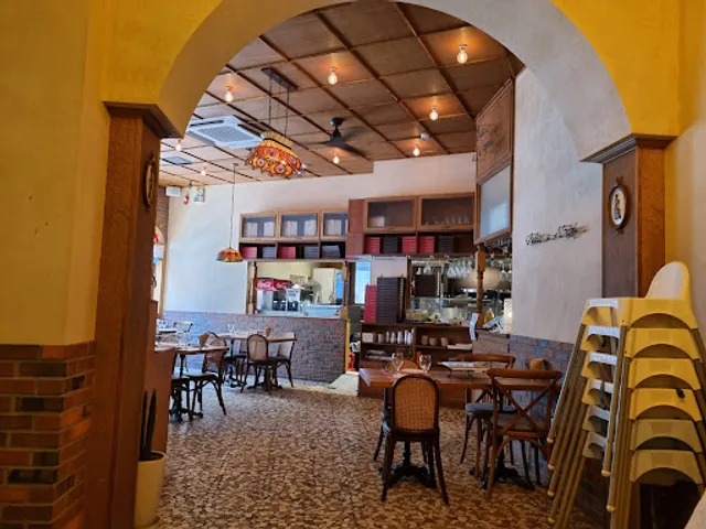 아띠오나폴리 핏제리아(Addio a Napoli)