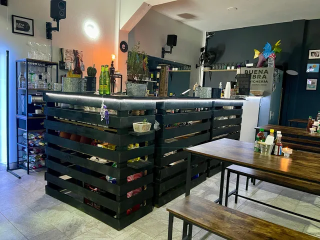 Buena Vibra Cevichería