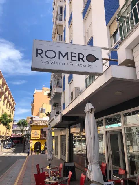 Pastelería Cafetería Romero
