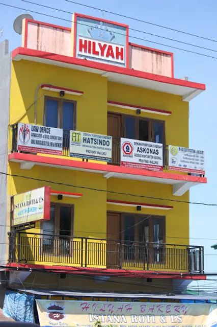 Istana Roti dan Es Hilyah Bakery