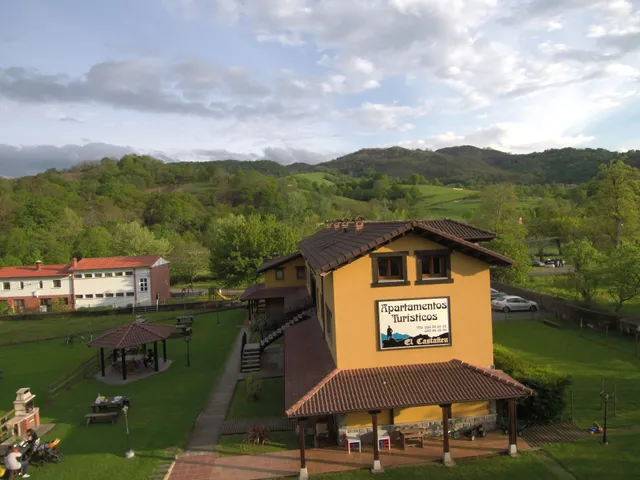 Tourist Apartments El Castañeu