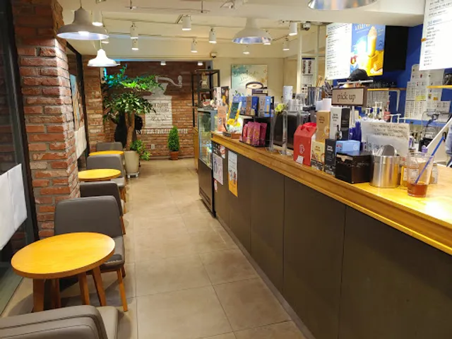 EDIYA COFFEE 무악재역점