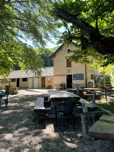 Grotto Alpe di Brusino