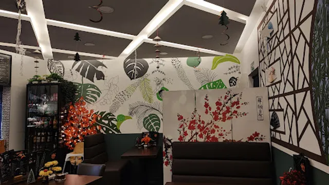 LePhan - Asian Food & Sushi