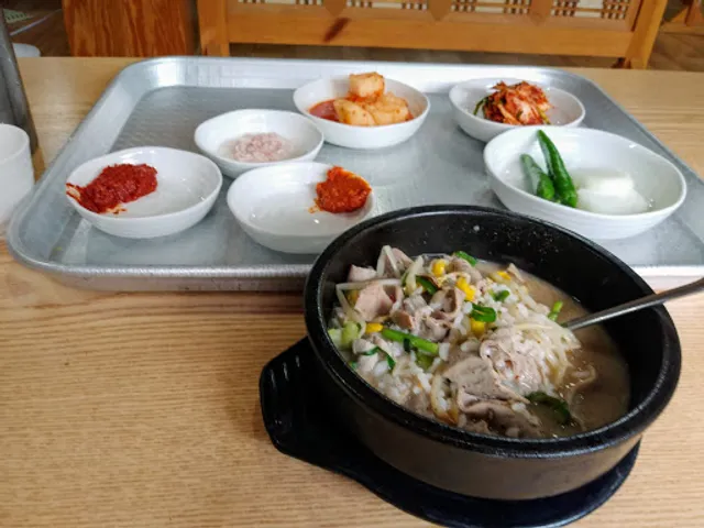 전통순대국밥