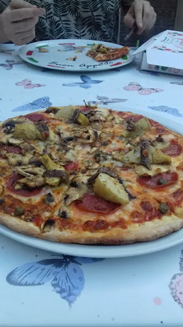 Pizza Mondo