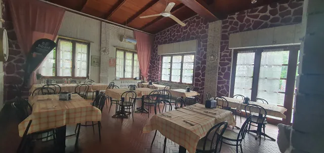 Il Covo Public House