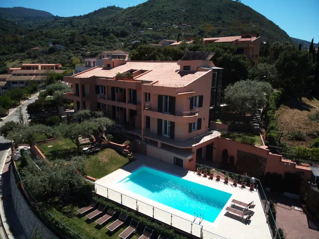 Villa Santa Barbara rentals