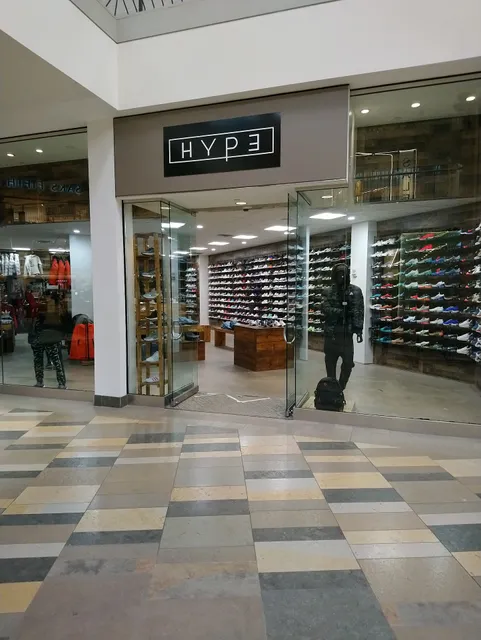 HYPE SNEAKERS & STREETWEAR