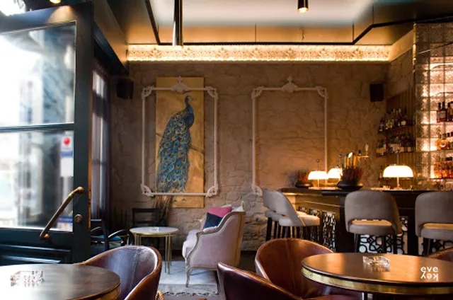 ΞENON Café · Bistro