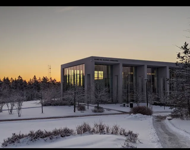 University of New Brunswick Saint John (UNBSJ)