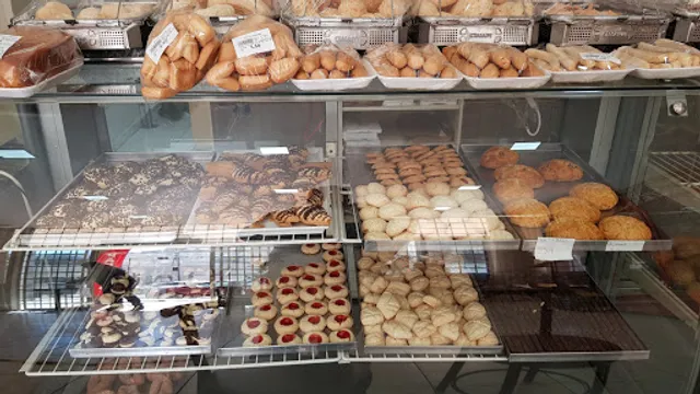 Coralina Bakery and Confectionery
