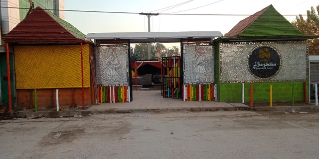 Makhan Malai Restaurant