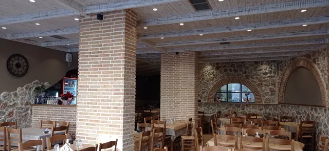 ΤΑΒΕΡΝΑ ΚΑΛΑΒΡΥΤΑ - ΣΟΥΚΑ Ο ΧΕΛΜΟΣ