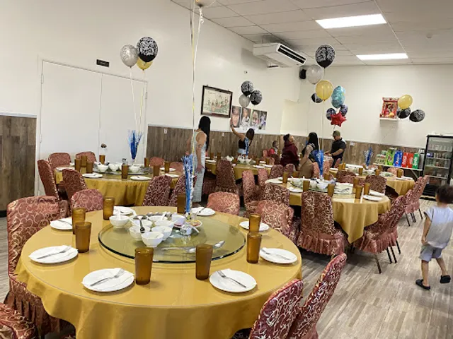 Dragon Cuisine Restaurant (Wong Kung Chop Suey)