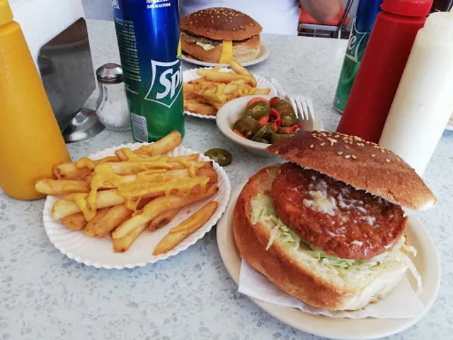 Pepe's Hamburger (Hamburguesas Pepe's)