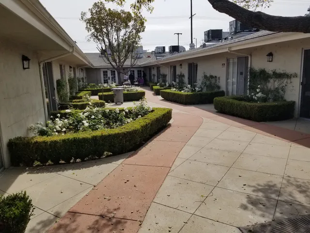 Canyon Oaks Nursing and Rehabilitation Center