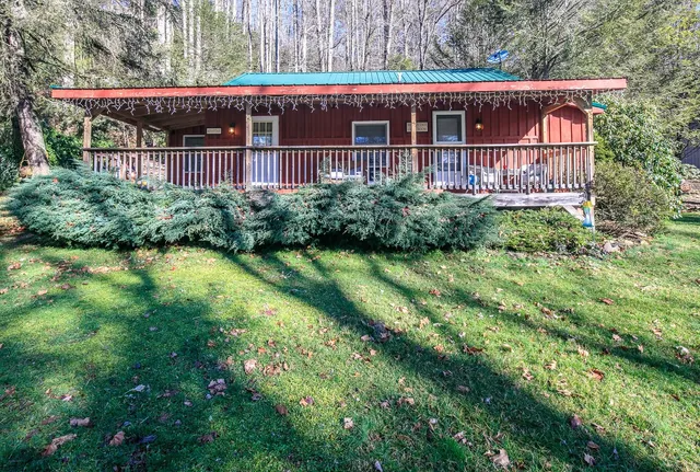 Taylor House Inn, Historic Valle Crucis NC