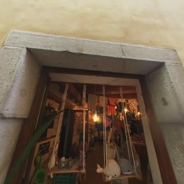 Cucù, un abbraccio che colora