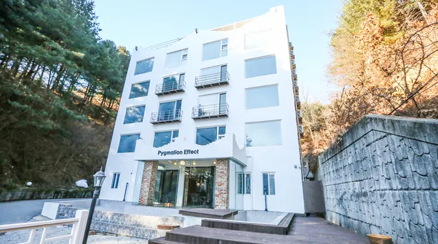 Pension Pygmalion Effect