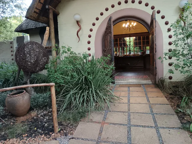 African Silhouette Guest House