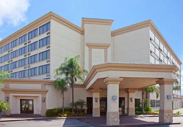 Wyndham Houston Hobby Airport