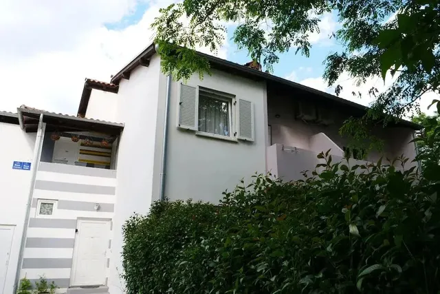 Apartment and Rooms Vilma