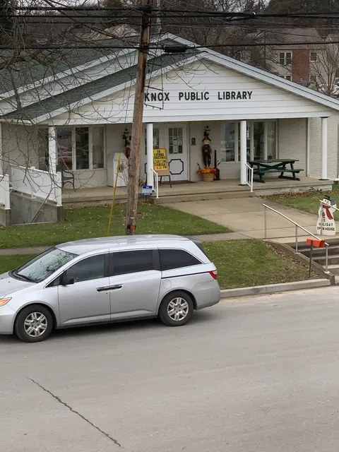 Knox Public Library