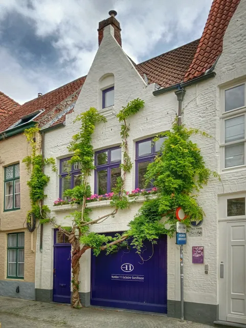 Number 11 Exclusive Guesthouse